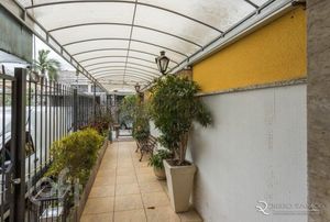 Image 3 - 295957