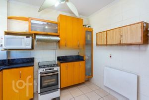 Image 28 - 295964