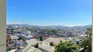 Image 8 - 296005