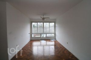 Image 19 - 296010