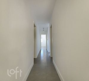 Image 31 - 296020