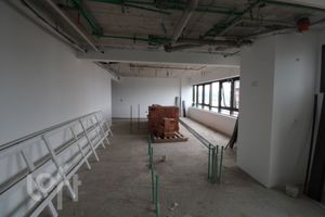 Image 31 - 296025