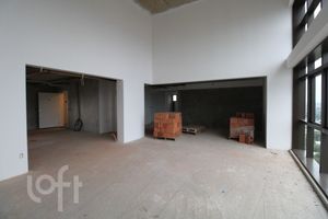 Image 28 - 296025