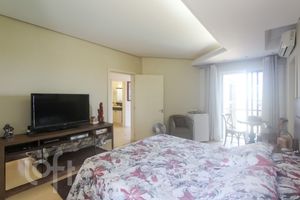 Image 35 - 296058