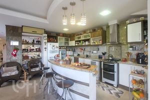 Image 25 - 296058