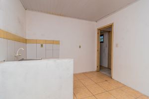 Image 24 - 296185