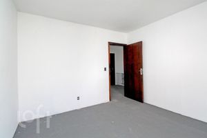 Image 31 - 296221