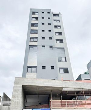 Image 12 - 296352