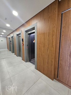 Image 11 - 296360