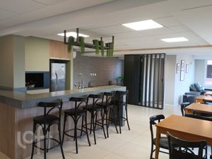 Image 19 - 296670