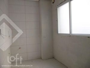 Image 4 - 296686