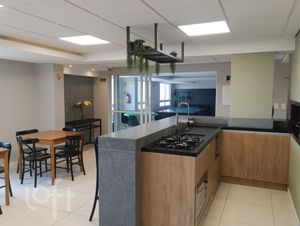 Image 20 - 296702