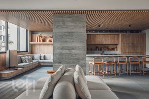 Image 18 - 296766