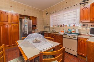 Image 37 - 297356