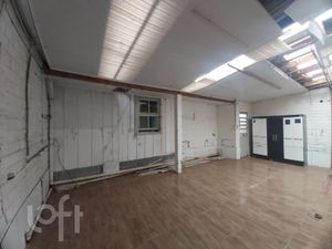 Image 11 - 297458