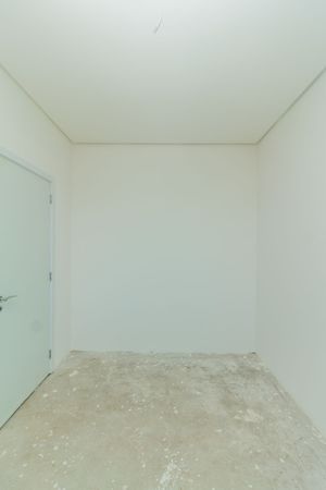 Image 17 - 297544