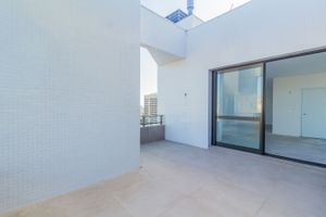 Image 29 - 297544