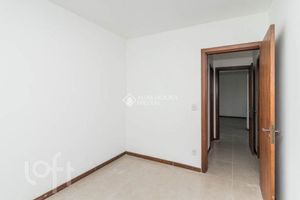 Image 30 - 297559