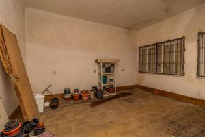 Image 31 - 297565