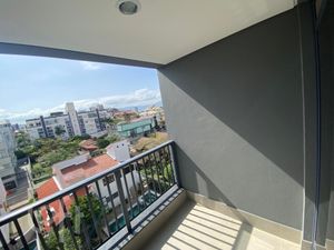 Image 14 - 297570