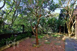 Image 29 - 297622