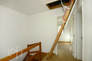 Image 19 - 297622