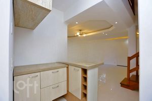 Image 17 - 297622
