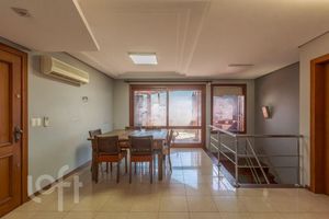 Image 34 - 297636