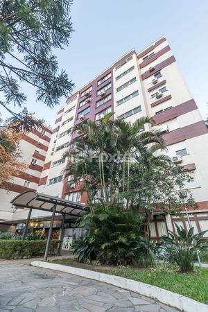 Image 10 - 297735