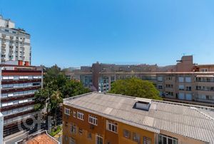 Image 29 - 297756
