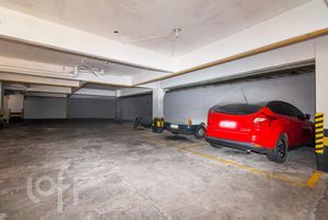 Image 33 - 297756