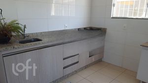Image 5 - 297787