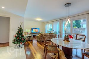 Image 4 - 297849