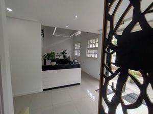 Image 4 - 297874