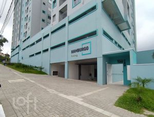 Image 17 - 297898