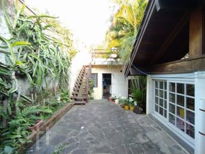 Image 18 - 297903
