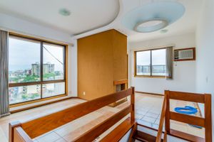 Image 30 - 297933