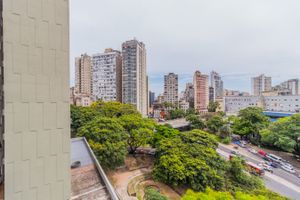 Image 22 - 297942