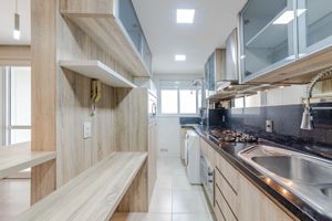 Image 23 - 298041