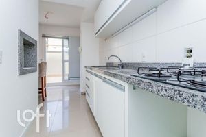 Image 21 - 298080