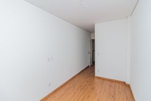 Image 15 - 298156