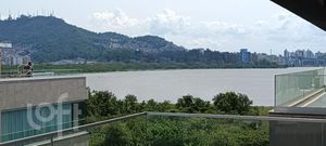 Image 25 - 298282