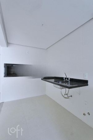 Image 3 - 298356
