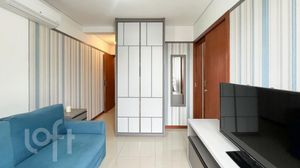 Image 19 - 298370