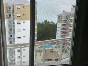 Image 23 - 298393