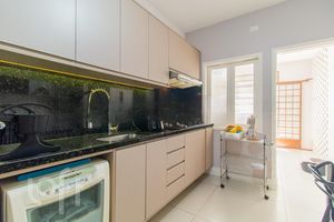 Image 21 - 298451