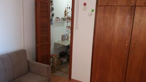Image 2 - 298528