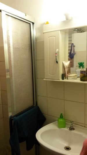 Image 7 - 298528