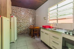 Image 18 - 298555
