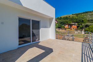 Image 32 - 298595